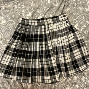Urban outfitters pleated plaid skirt
